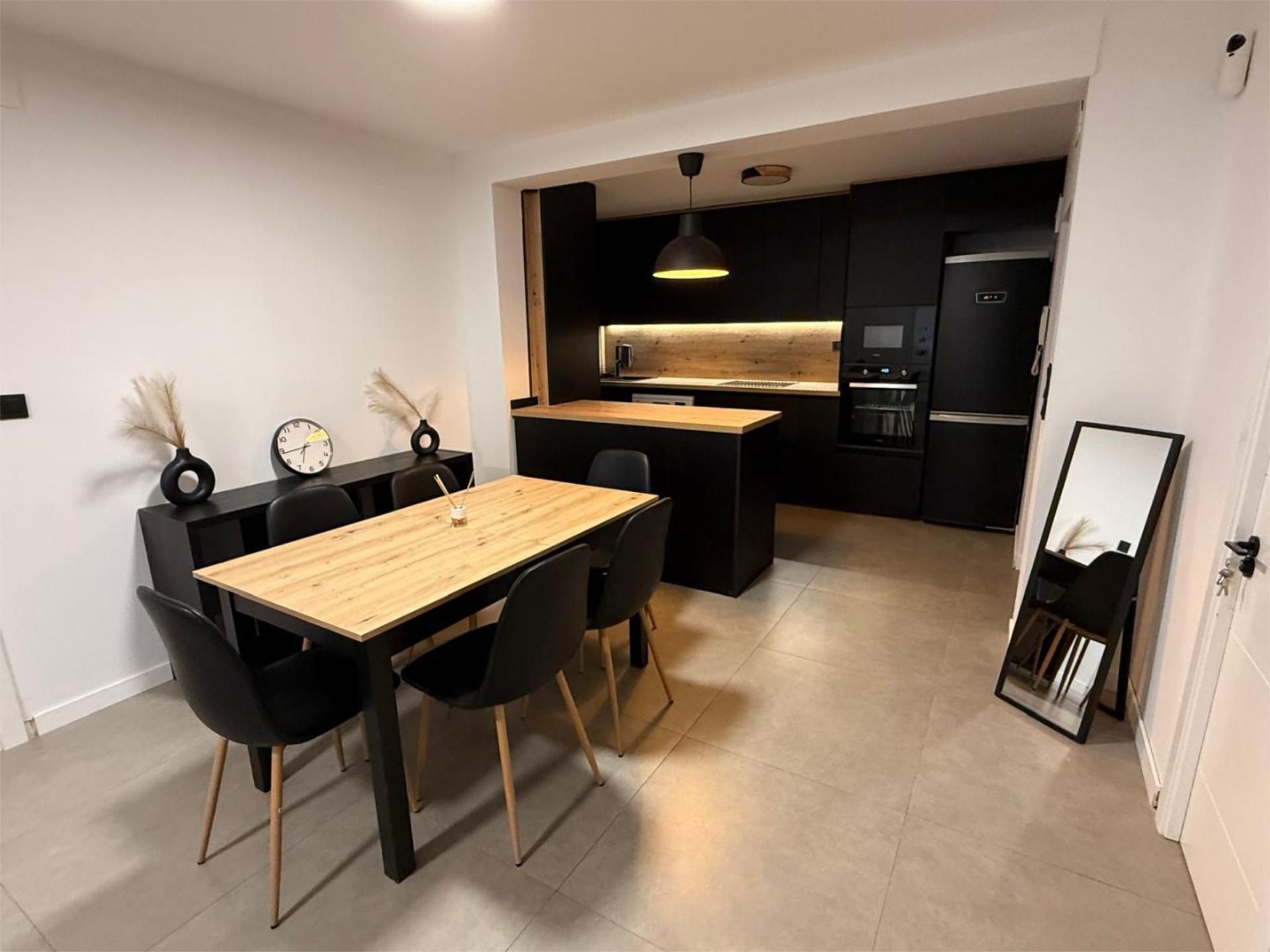 Piso de alquiler en Pasaje de Teba, 14, Casería de Montijo Cocina de Piso de alquiler en Granada Capital con Aire acondicionado, Calefacción y Trastero