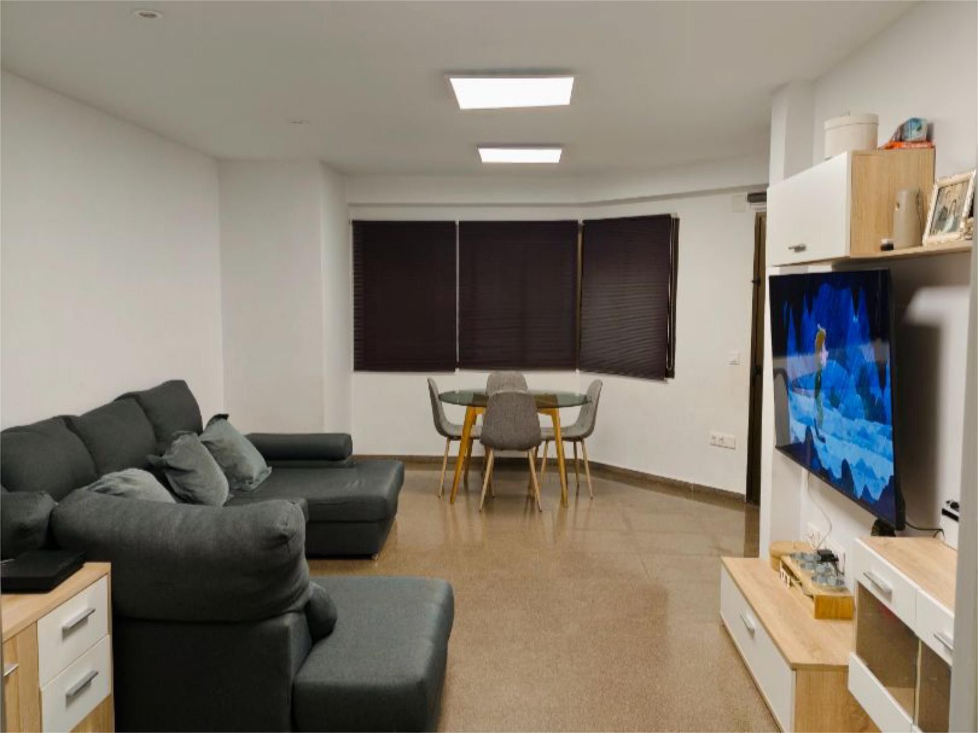 Living room of Flat for sale in Burjassot  with Air Conditioner, Terrace and Balcony
