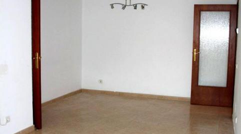 Photo 2 of Flat for rent in Avinguda de L'estatut, 85, Mercat, Rubí