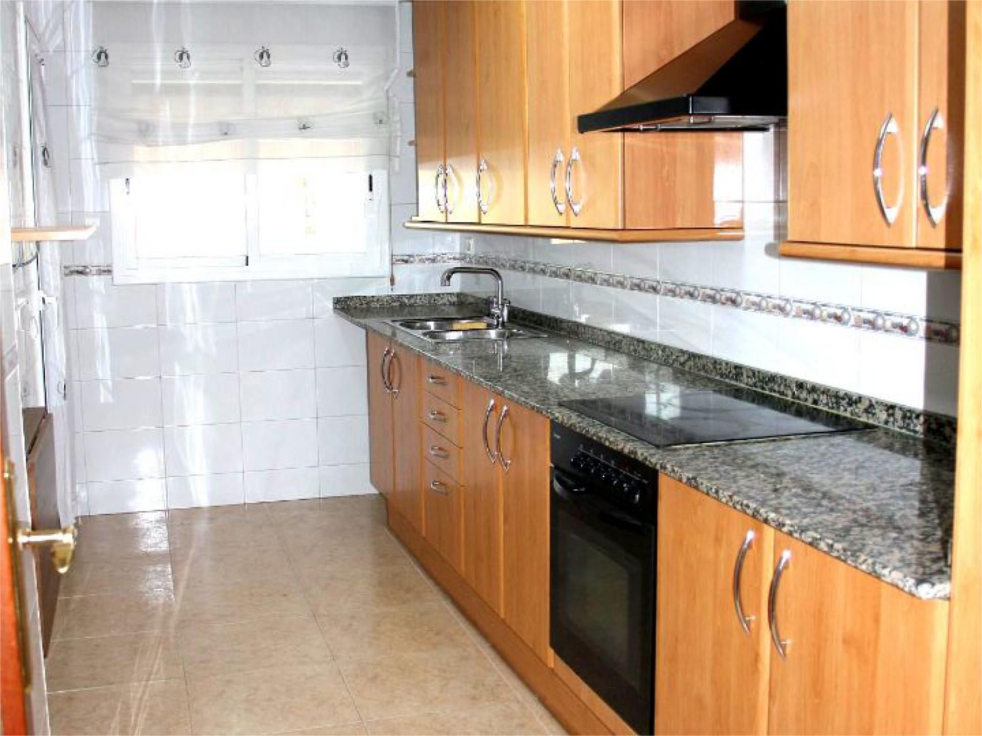 Kitchen of Flat for rent in Rubí  with Heating, Community parking and Balcony