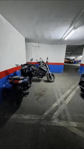 Garaje en Alquiler en C-33, 190 en El Clot