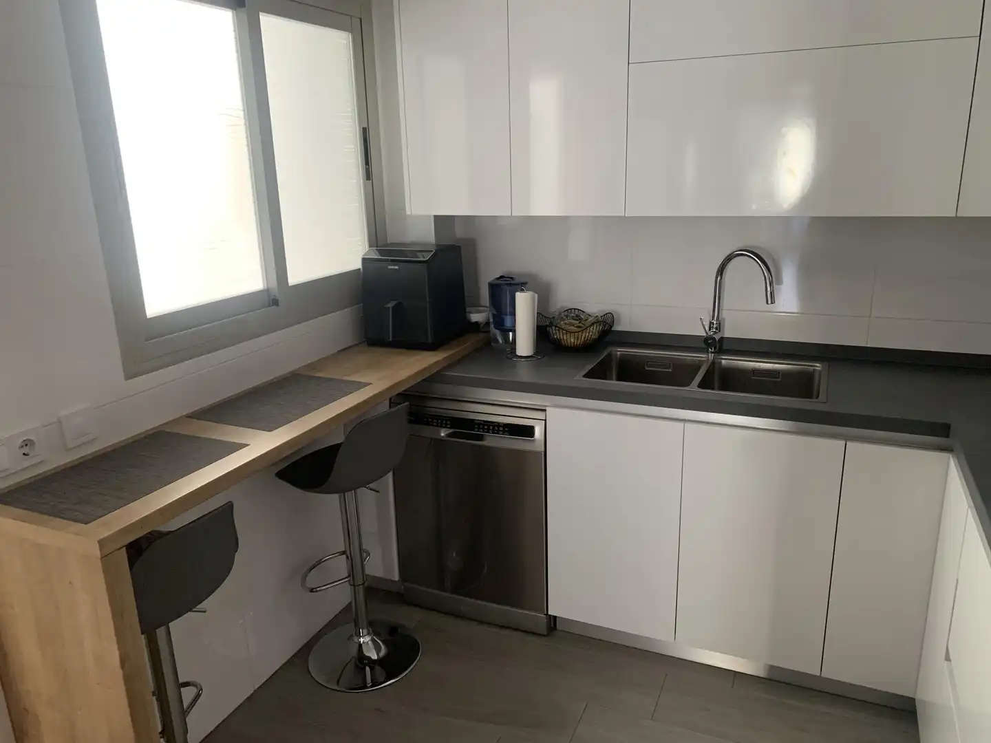 Piso en venta en Avenida de Manuel Fraga Iribarne, 15, La Colina Cocina de Piso en venta en Torremolinos con Aire acondicionado, Terraza y Piscina