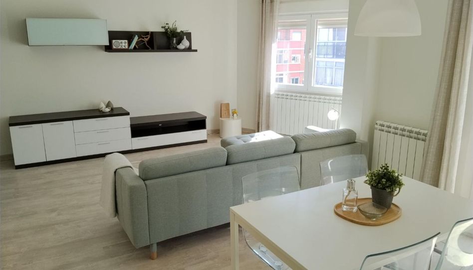 Piso en venta en Calle de Rodrigo Rebolledo, 35, Las Fuentes, Zaragoza Capital - imagen 1 Foto 1 de Piso en venta en Calle de Rodrigo Rebolledo, 35, Las Fuentes, Zaragoza Capital