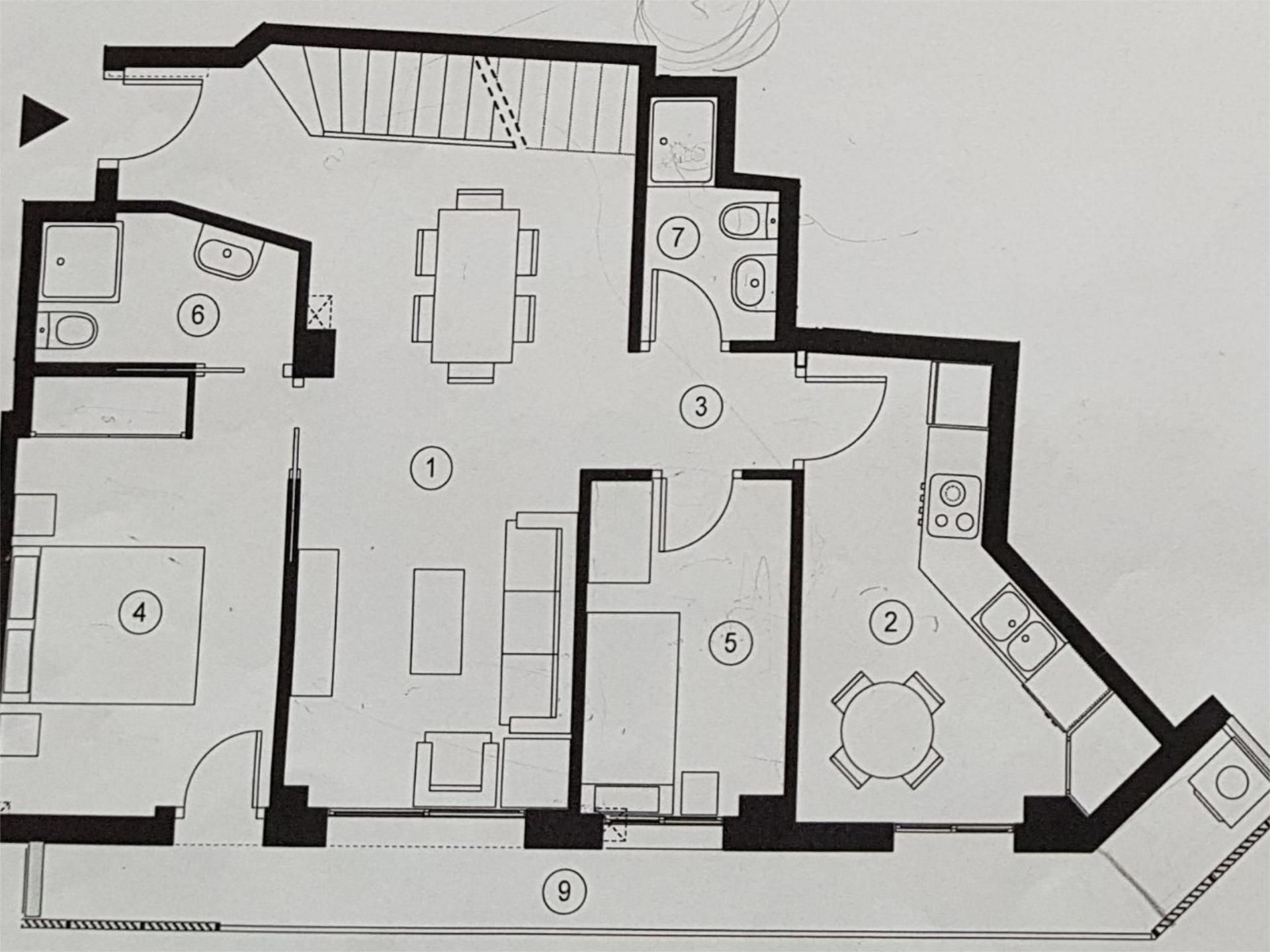Maisonette zum Verkauf in Cornellà de Llobregat mit Klimaanlage, Heizung und Parkett