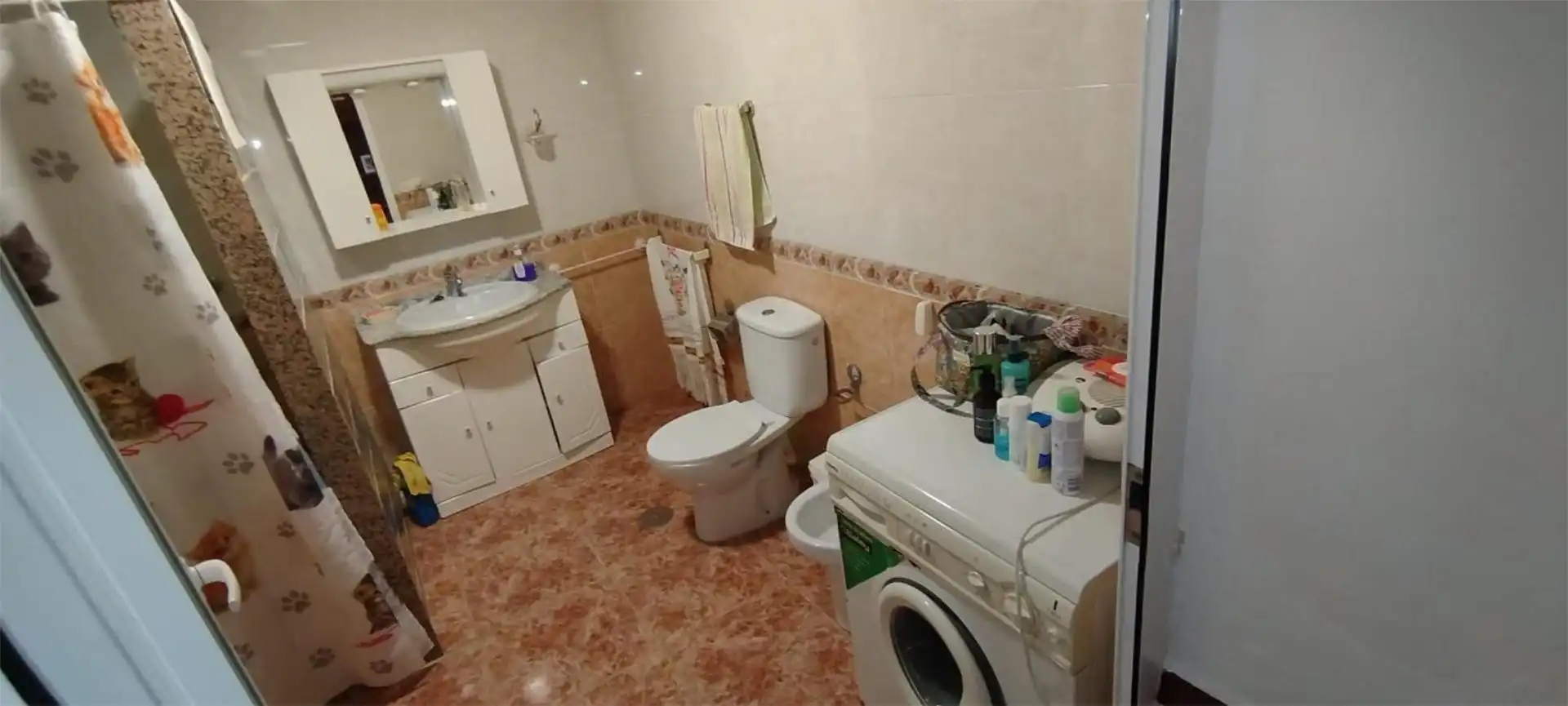 Casa adosada en venta en Calle San Roque, 8, Santa Cruz de Mudela Baño de Casa adosada en venta en Santa Cruz de Mudela con Terraza y Amueblado