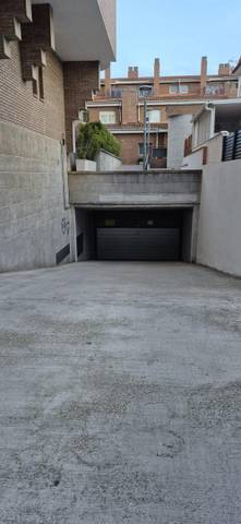Garaje en Alquiler en Carrer Jacint Verdaguer, 135 en Can Farrerons