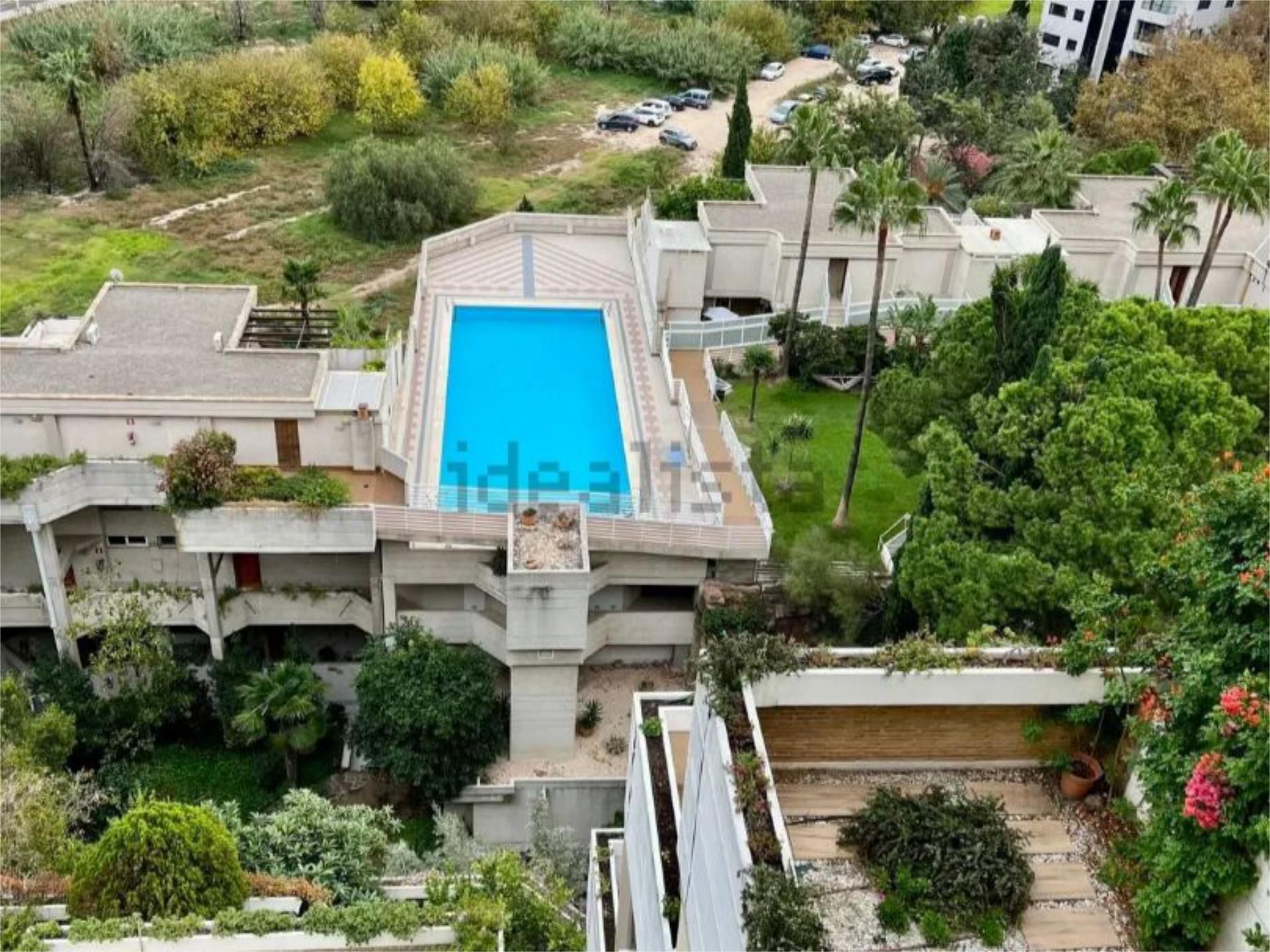 Àtic per a compartir a Carrer del Músic Hipòlit Martínez, 16, Camí de Vera Piscina de Àtic per a compartir en Valencia Capital amb Aire condicionat, Calefacció i Jardí privat