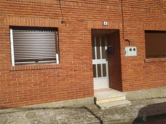 Casa-chalet en Venta en Almanza