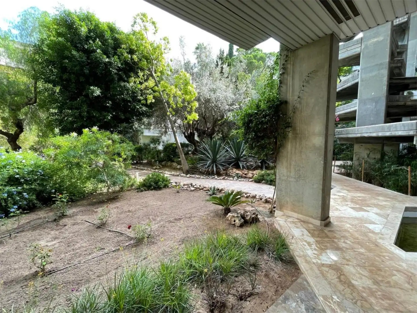 Habitació a Carrer del Músic Hipòlit Martínez, 16, Camí de Vera Jardí de Dúplex per a compartir en Valencia amb Aire condicionat, Calefacció i Jardí privat