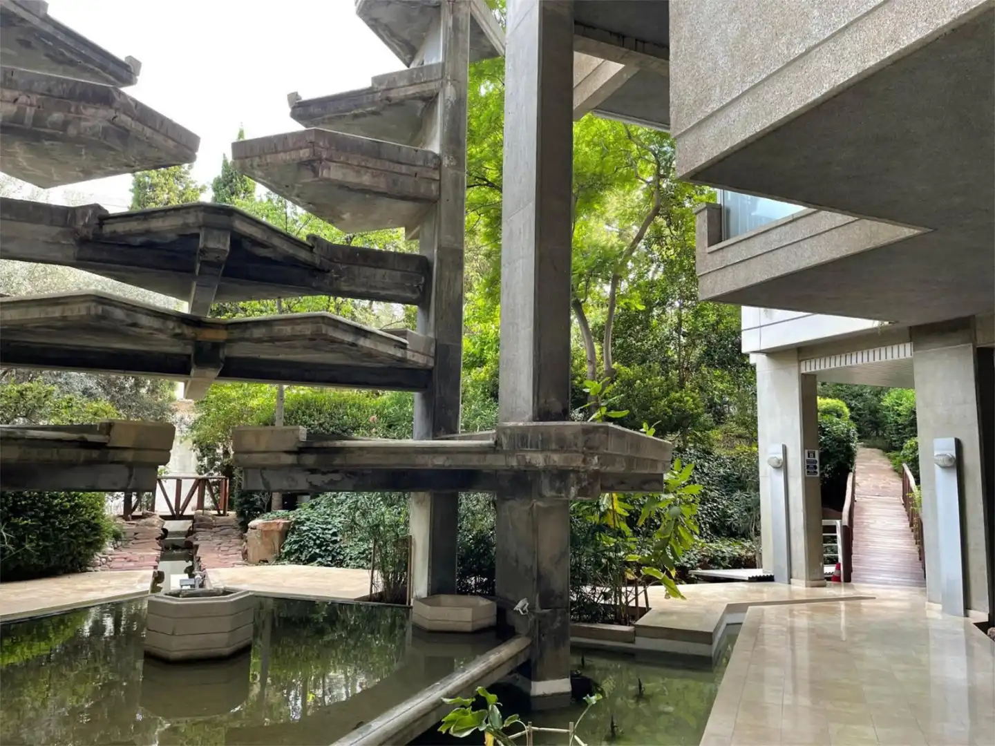 Habitació a Carrer del Músic Hipòlit Martínez, 16, Camí de Vera Vista exterior de Dúplex per a compartir en Valencia amb Aire condicionat, Calefacció i Jardí privat