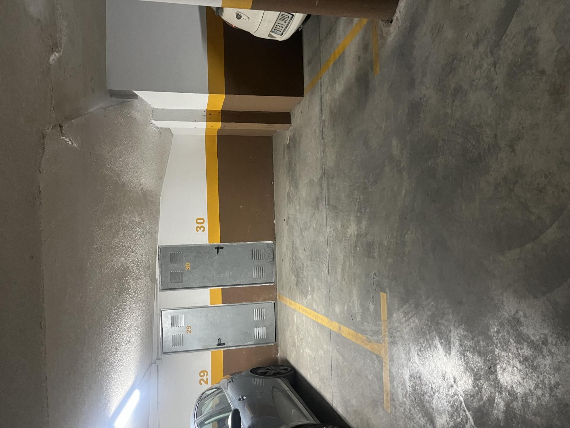 Parking de Garaje de alquiler en Manises