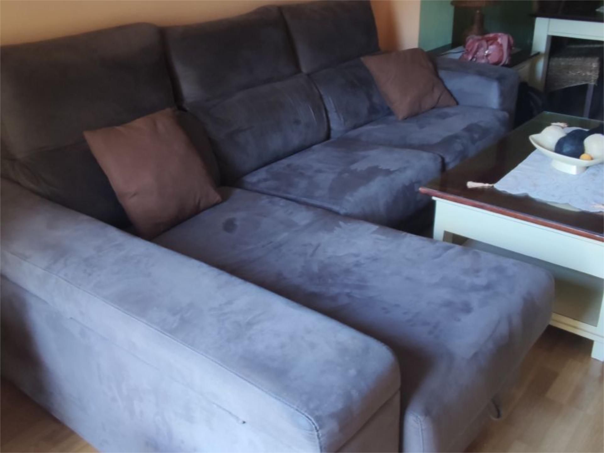 Living room of Flat for rent in Jaca  with Heating, Private garden and Parquet flooring