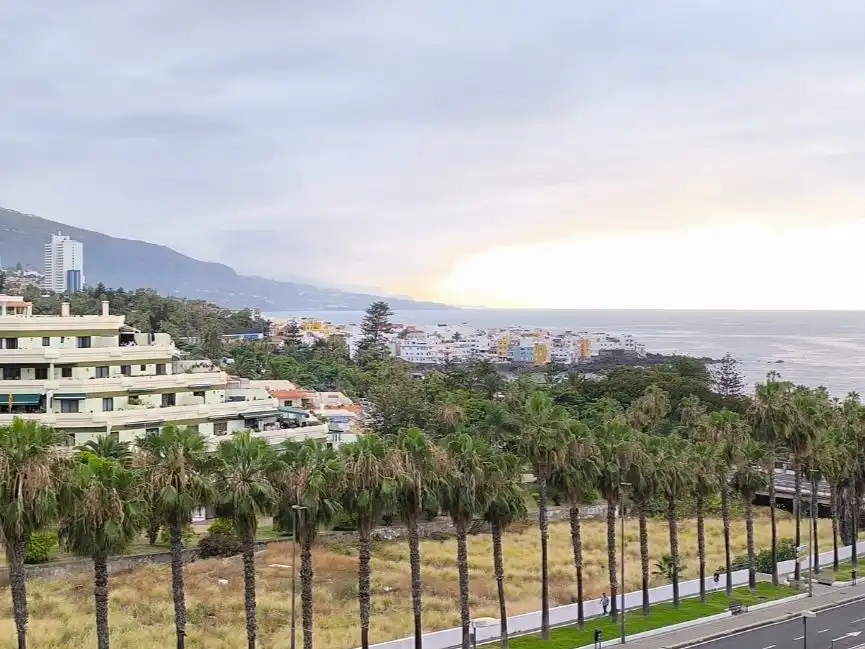 Außenansicht von Wohnung zum Verkauf in Puerto de la Cruz mit Schwimmbad und Balkon