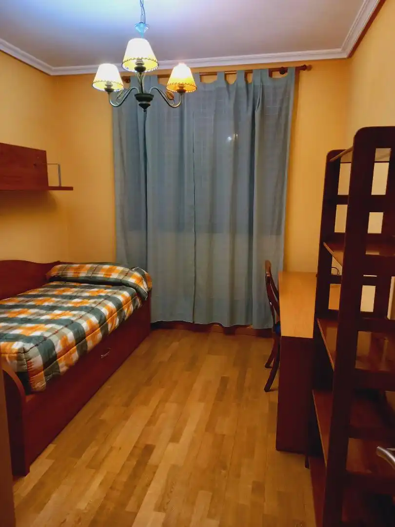 Wohnung zum Verkauf in Calle Capitán Luque, 21, Tres Olivos - La Piedad Schlafzimmer von Wohnung zum Verkauf in Talavera de la Reina mit Terrasse