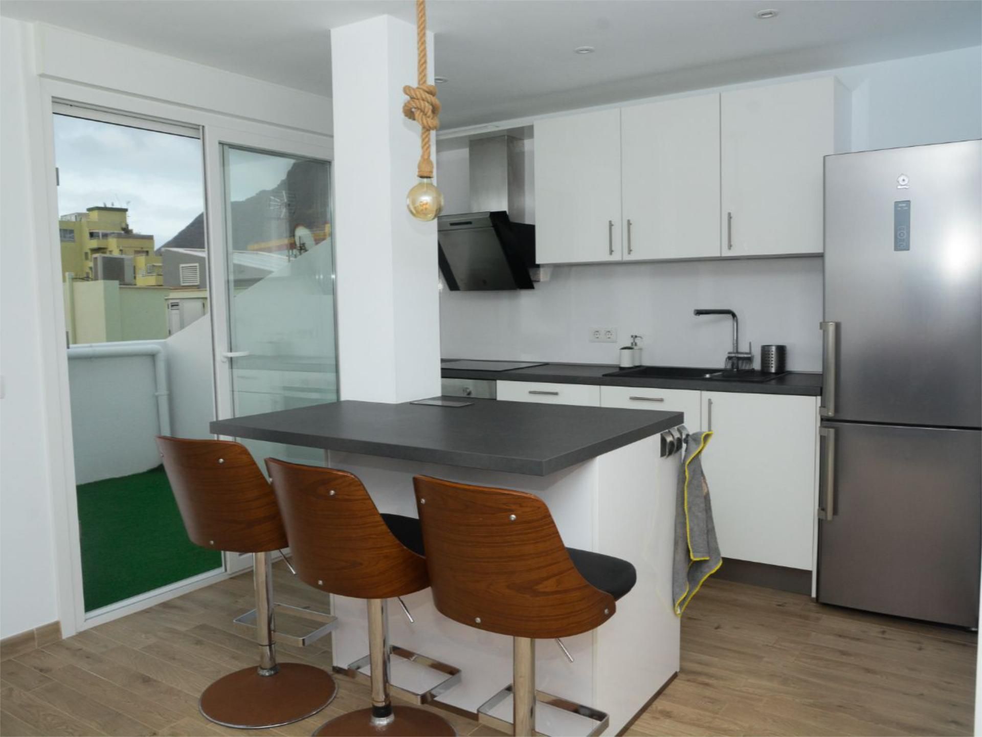 Cocina de Piso de alquiler en San Cristóbal de la Laguna con Amueblado y Balcón