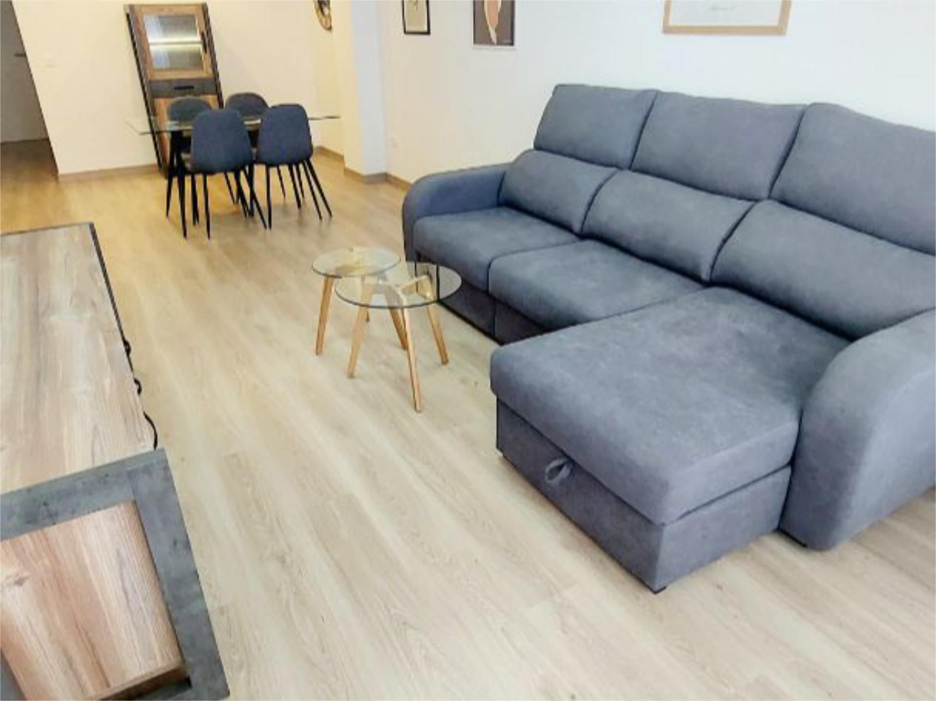 Wohnzimmer von Wohnung zur Miete in  Granada Capital mit Klimaanlage, Parkett und Möbliert