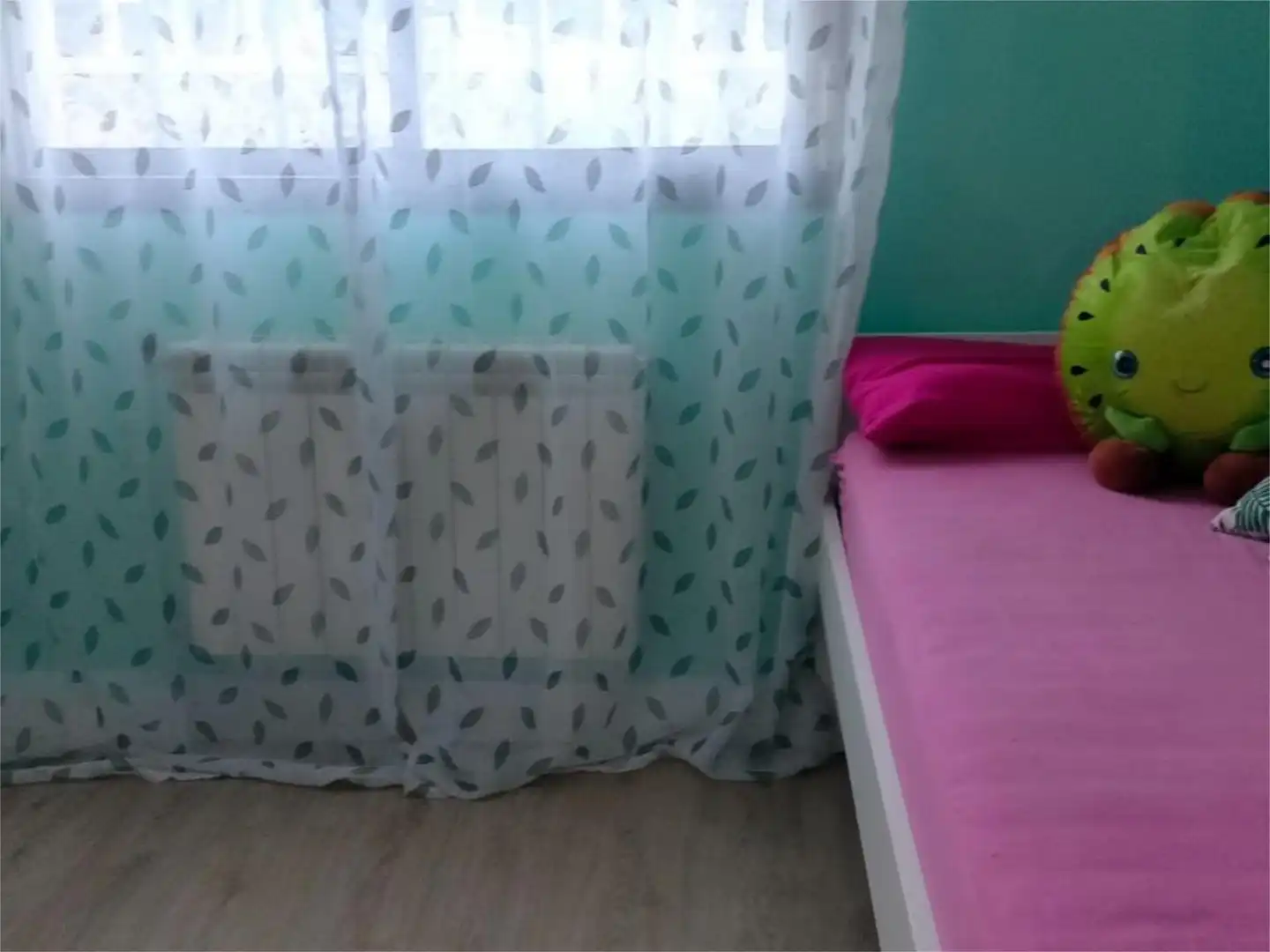 Casa o xalet en venda a Calle Muralla, 1, Torrecastillo Dormitori de Casa o xalet en venda en Seseña amb Aire condicionat, Calefacció i Jardí privat