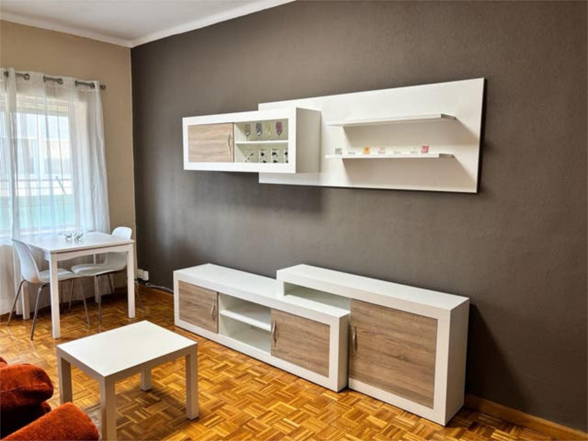 Wohnung zum Verkauf in Chinchibarra Wohnzimmer von Wohnung zum Verkauf in Salamanca Capital mit Heizung, Terrasse und Abstellraum