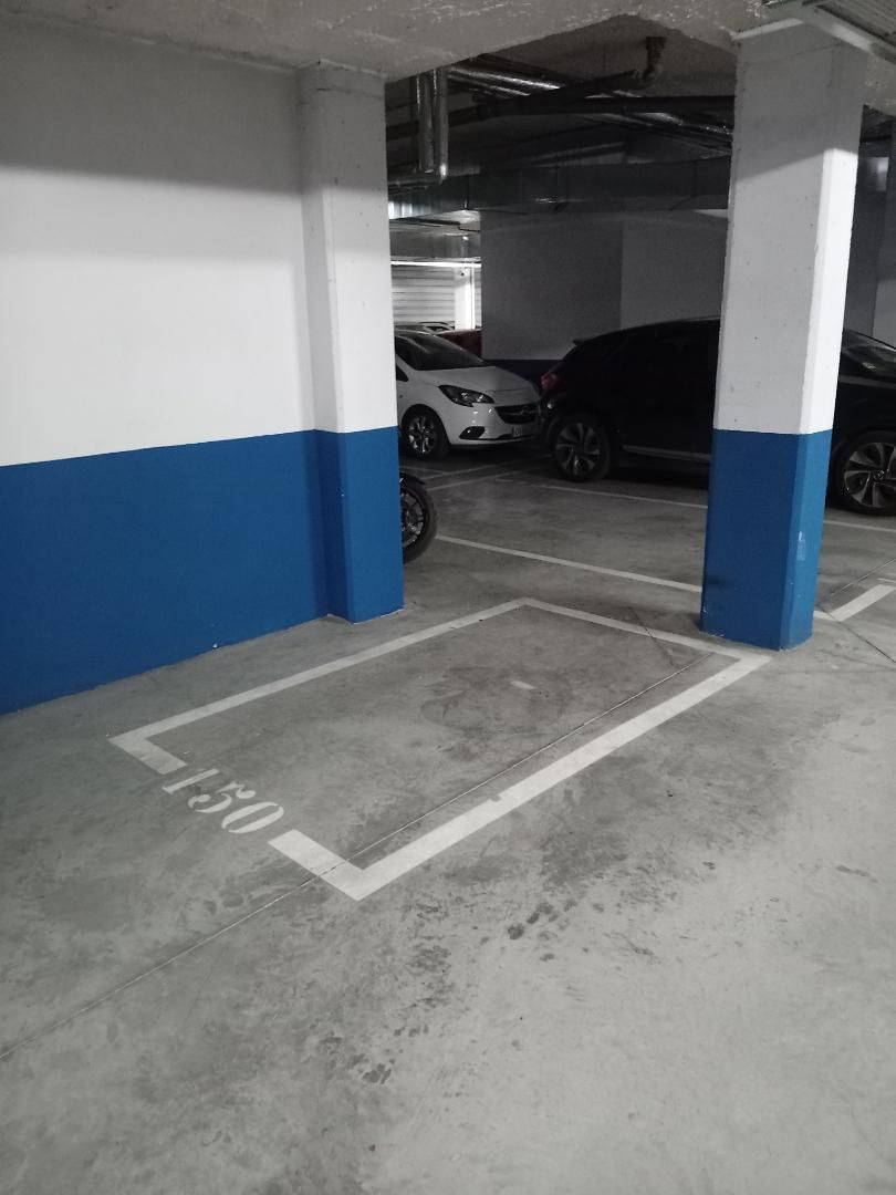 Parking of Garage for rent in Fuenlabrada