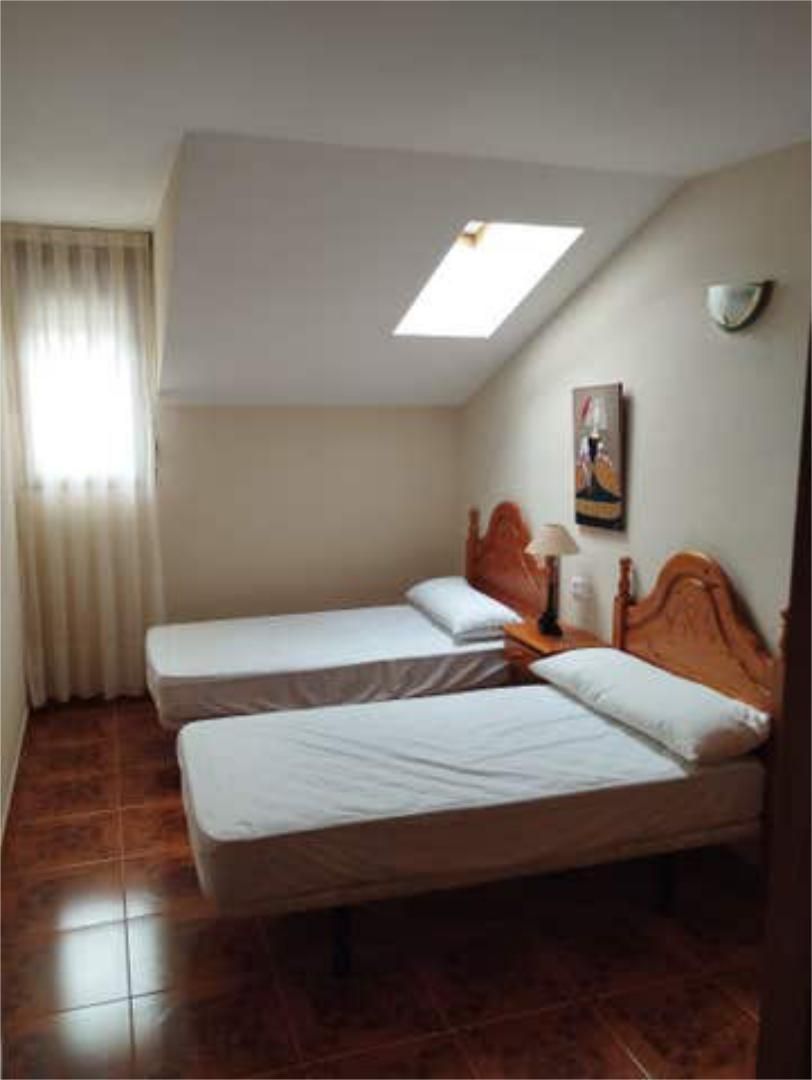 Bedroom of Flat for rent in Cangas del Narcea  with Heating and Terrace