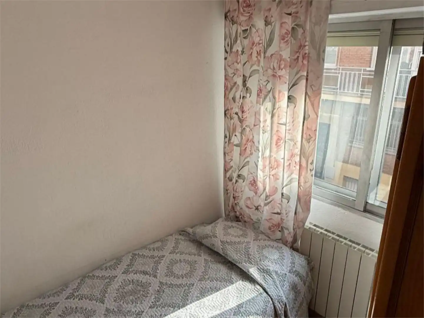Piso en venta en Calle de Marcelino Roa Vázquez, 29, Pueblo Nuevo Habitación de Piso en venta en Madrid con Aire acondicionado, Calefacción y Amueblado
