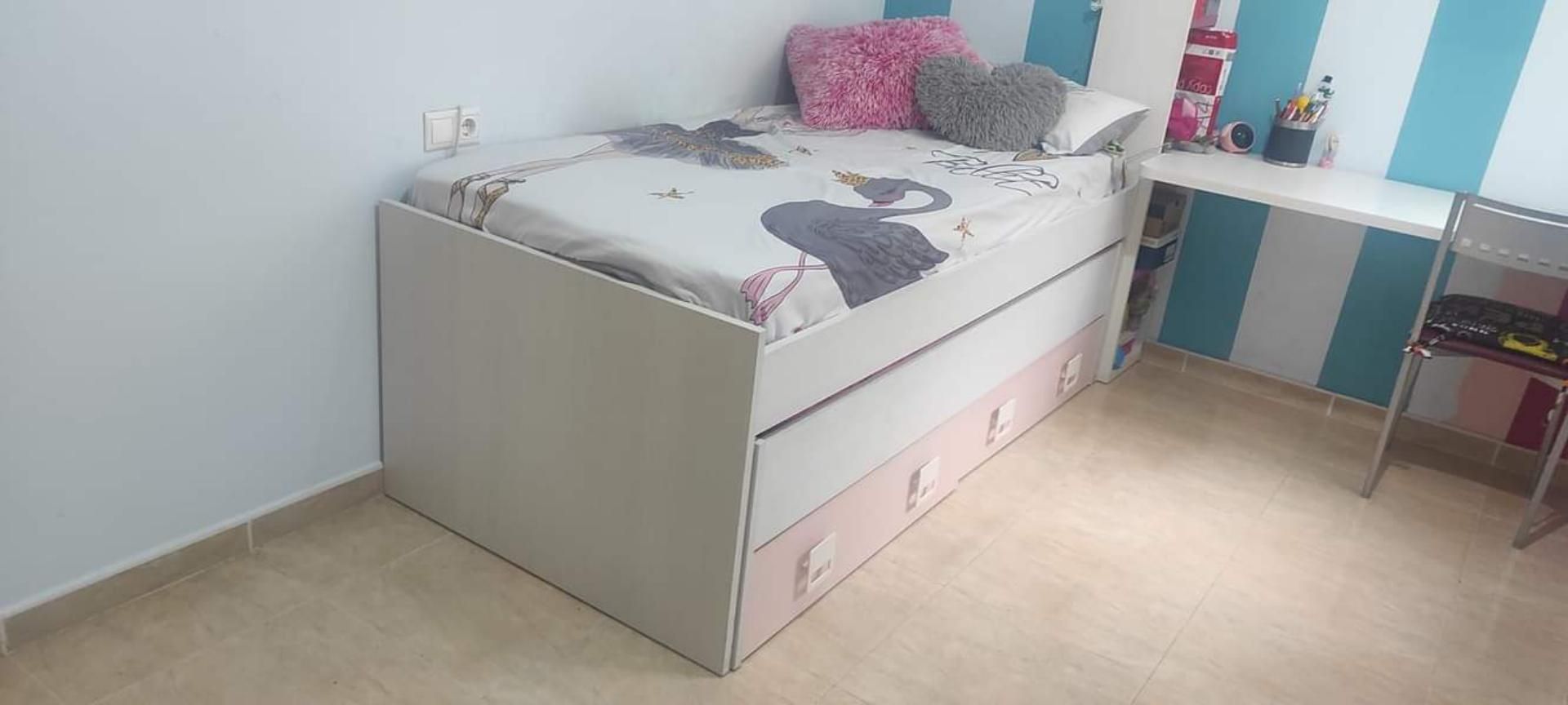 Piso para compartir en calle Porta la Morera, 9, San Crispín Habitación de Piso para compartir en Elche / Elx con Aire acondicionado, Calefacción y Amueblado