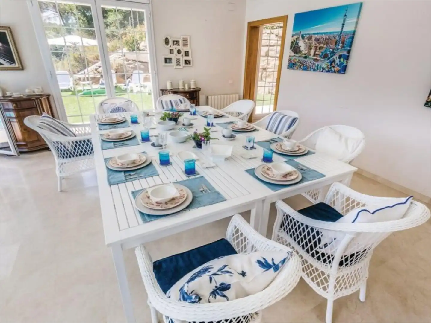 Piso en venta en Camí de la Montanya, 27, Cabrils Comedor de Piso en venta en Cabrils con Aire acondicionado, Terraza y Piscina
