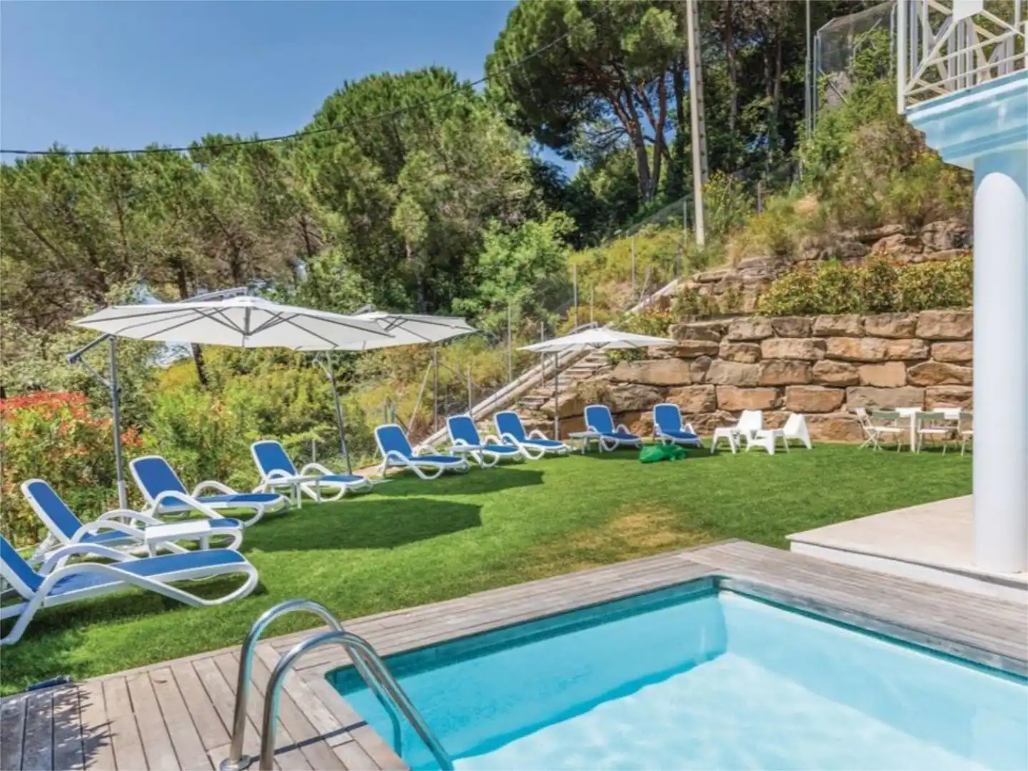Piso en venta en Camí de la Montanya, 27, Cabrils Jardín de Piso en venta en Cabrils con Aire acondicionado, Terraza y Piscina