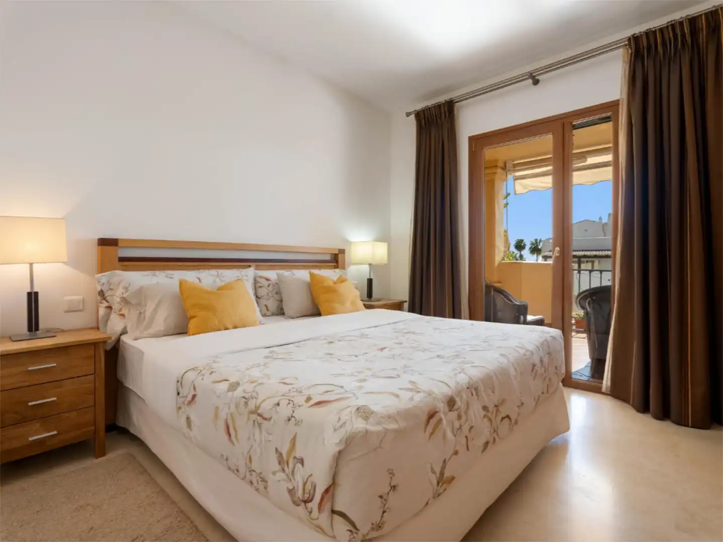 Piso en venta en Avenida Piedramar, 2, Nagüeles Alto Habitación de Piso en venta en Marbella con Aire acondicionado, Terraza y Piscina