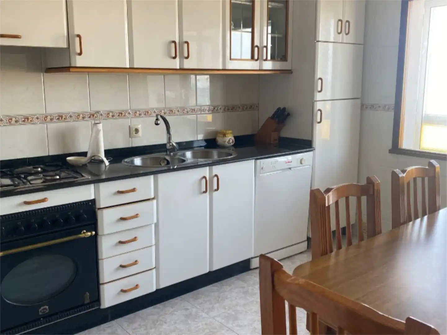 Flat for sale in Rúa Galiñeira, 28, Cervo Kitchen of Flat for sale in Cervo with Heating, Terrace and Furnished