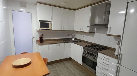 Foto 2 de Piso en venta en Carretera D'esplugues, 223, El Pedró, Cornellà de Llobregat