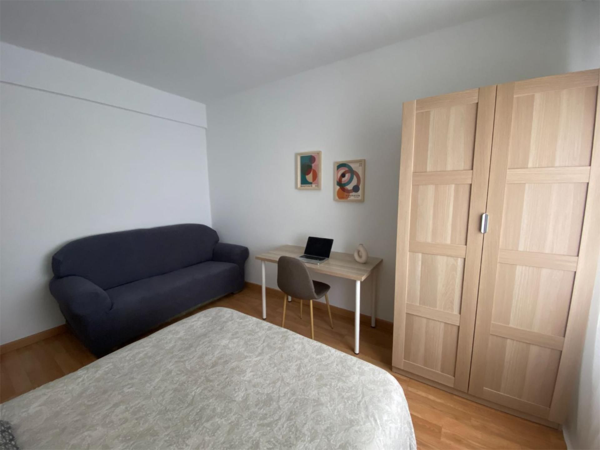 Flat for share in Rúa Serra de Queixa, 1, Barrocanes Bedroom of Flat for share in Ourense Capital with Heating, Parquet flooring and Furnished