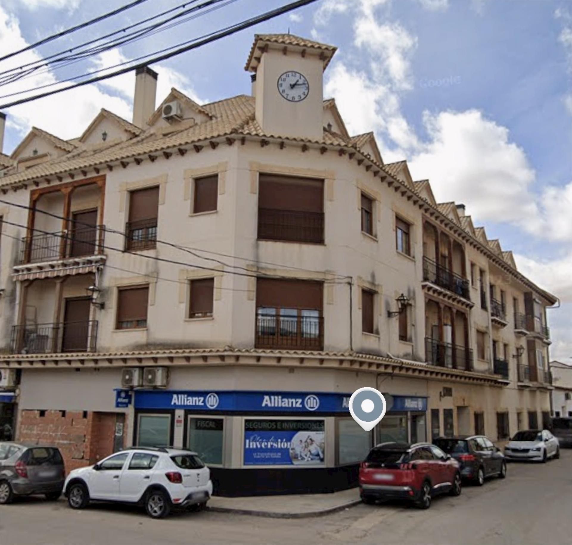 Vista exterior de Pis de lloguer en Miguel Esteban amb Aire condicionat, Calefacció i Jardí privat