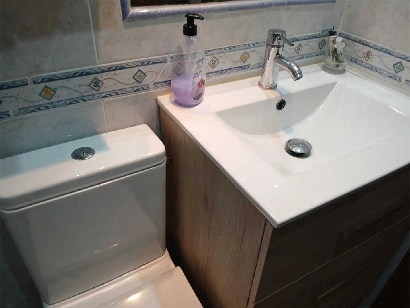 Bathroom of Flat for sale in Zaragoza  with Heating, Storage room and Furnished