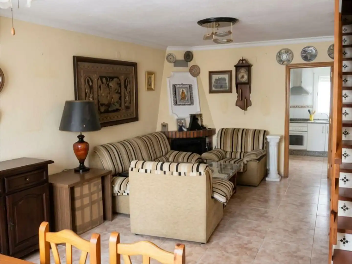 Einfamilien-Reihenhaus zum Verkauf in Carrer José Bellido Mor, 9, Benicasim Golf Wohnzimmer von Einfamilien-Reihenhaus zum Verkauf in Benicasim / Benicàssim mit Klimaanlage