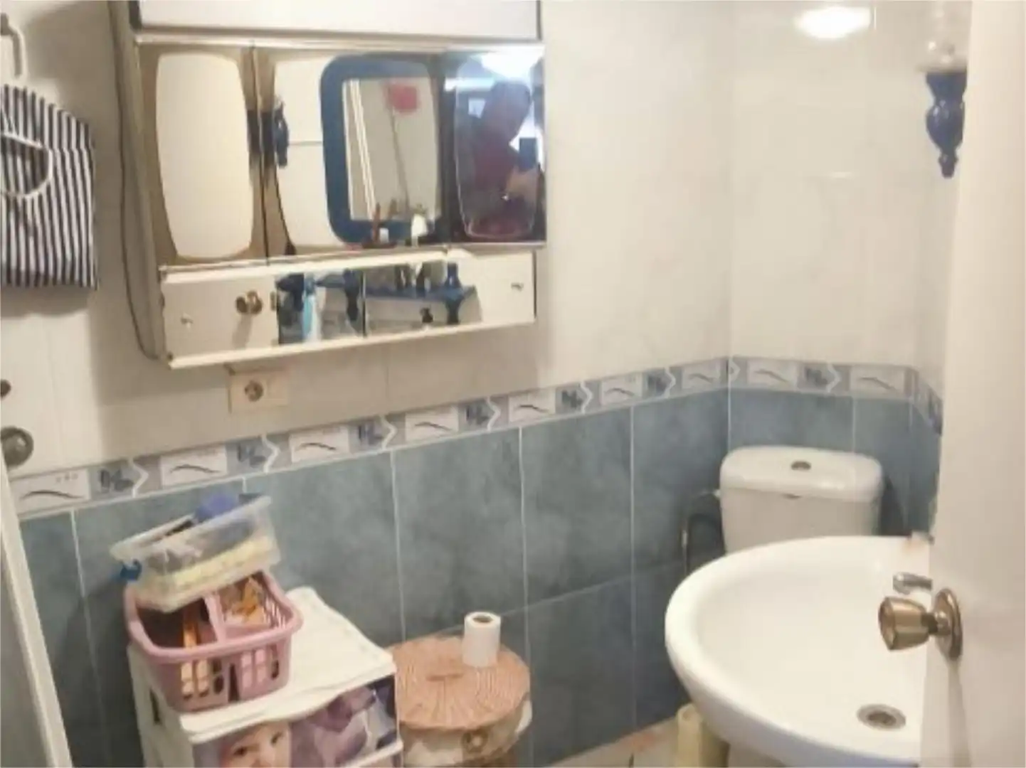 Einfamilien-Reihenhaus zum Verkauf in Carrer José Bellido Mor, 9, Benicasim Golf Badezimmer von Einfamilien-Reihenhaus zum Verkauf in Benicasim / Benicàssim mit Klimaanlage