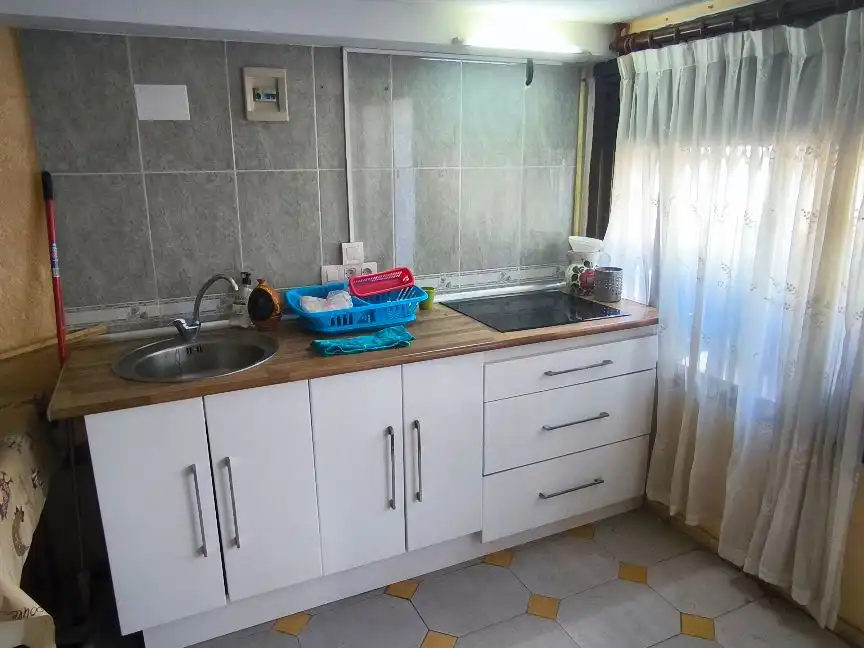 Einfamilien-Reihenhaus zum Verkauf in Carrer José Bellido Mor, 9, Benicasim Golf Küche von Einfamilien-Reihenhaus zum Verkauf in Benicasim / Benicàssim mit Klimaanlage