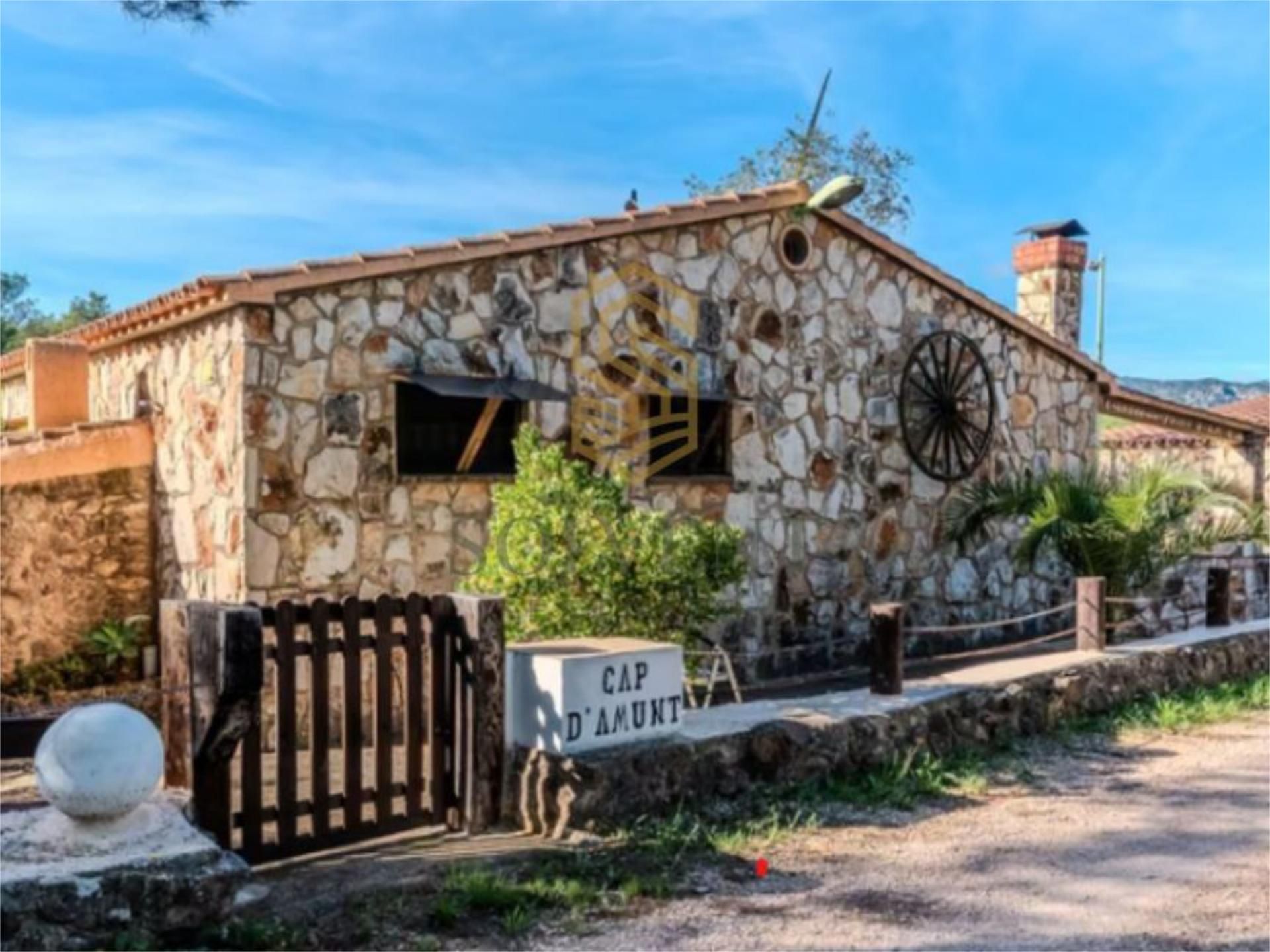 Vista exterior de Finca rústica en venta en El Perelló con Calefacción, Jardín privado y Terraza