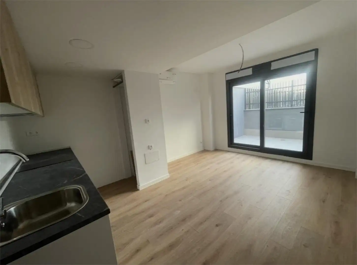 Piso en venta en Calle de Fuerteventura, 5, Polígono Industrial Norte Piso en venta en San Sebastián de los Reyes con Aire acondicionado, Piscina y Balcón