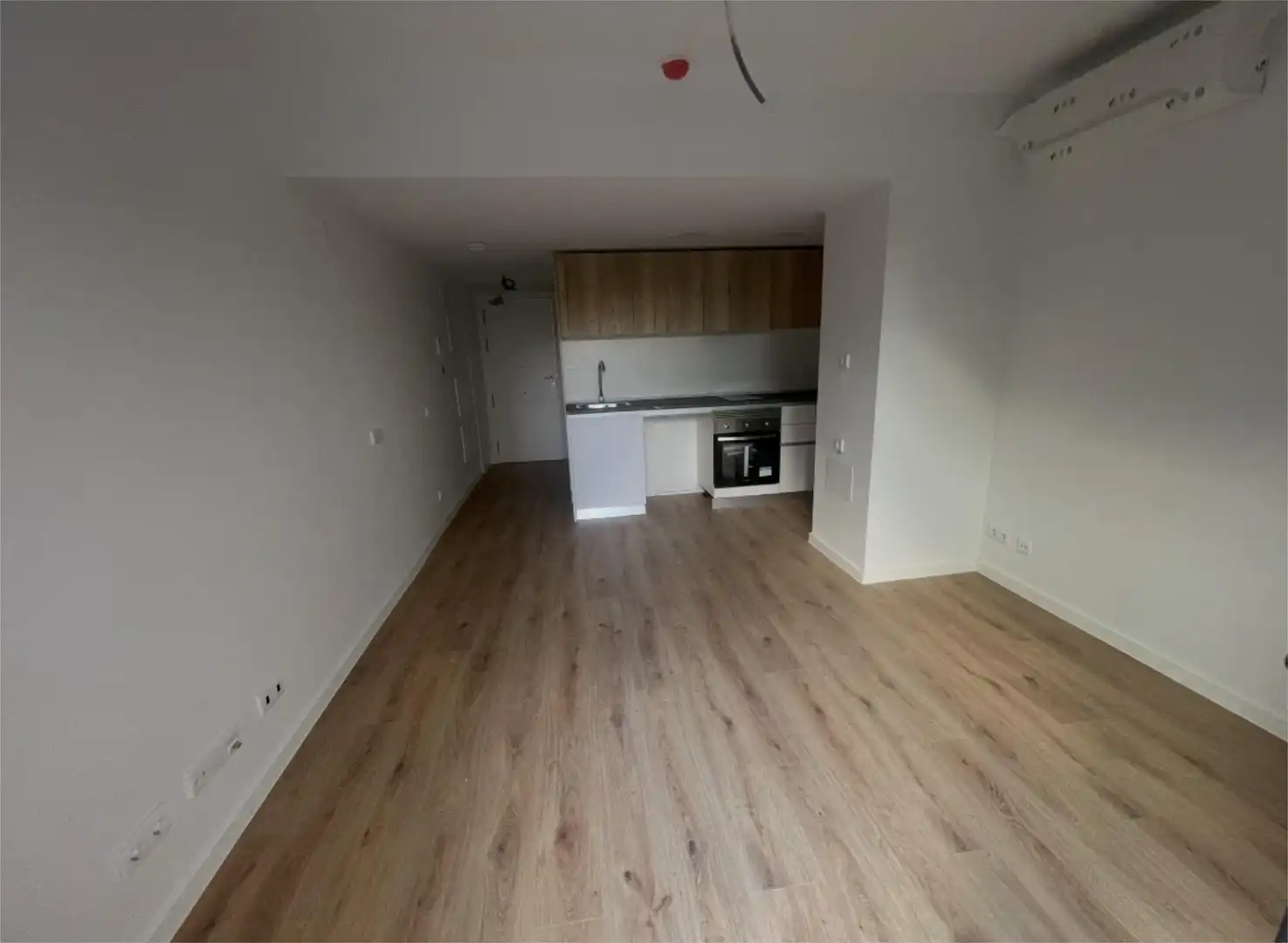Piso en venta en Calle de Fuerteventura, 5, Polígono Industrial Norte Cocina de Piso en venta en San Sebastián de los Reyes con Aire acondicionado, Piscina y Balcón