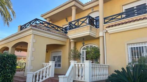 Foto 2 de Casa adosada en venta en Ciutat Jardí - Torreta Verdí, Elche / Elx