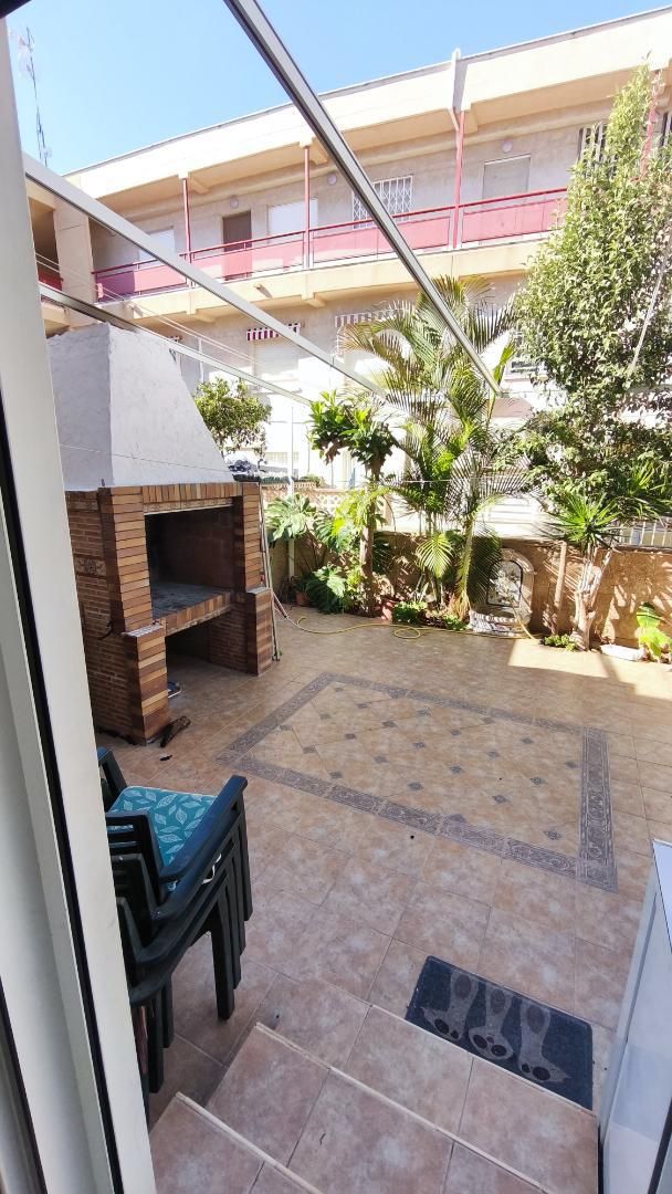 Terrassa de Casa adosada en venda en Santa Pola amb Aire condicionat, Calefacció i Jardí privat