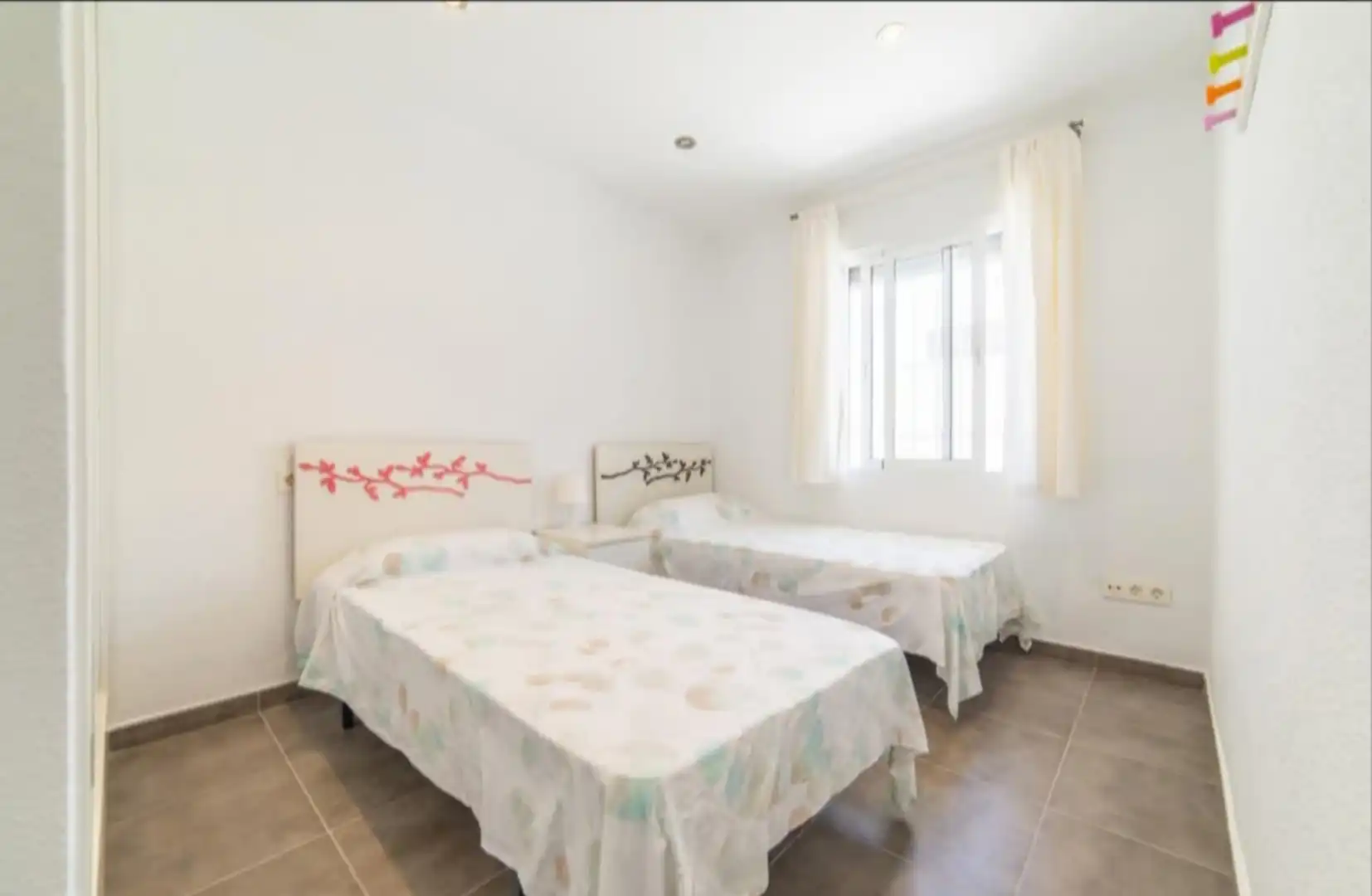 Einfamilien-Reihenhaus zum Verkauf in Calle Tarragona, 38, Santiago de la Ribera Schlafzimmer von Einfamilien-Reihenhaus zum Verkauf in San Javier mit Privatgarten, Terrasse und Möbliert