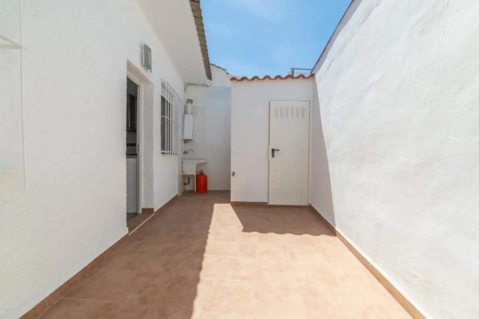 Einfamilien-Reihenhaus zum Verkauf in Calle Tarragona, 38, Santiago de la Ribera Terrasse von Einfamilien-Reihenhaus zum Verkauf in San Javier mit Privatgarten, Terrasse und Möbliert