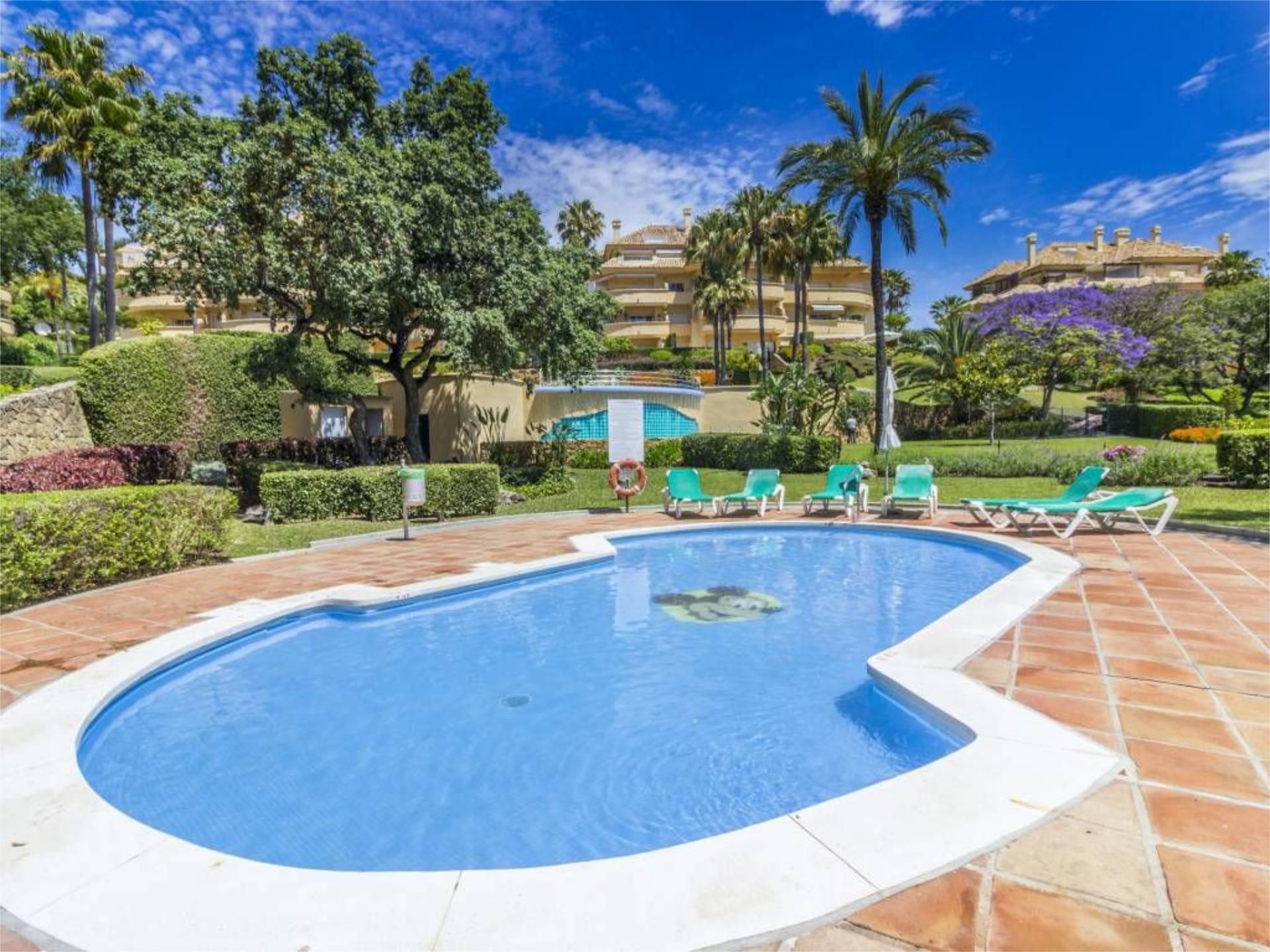 Apartament de lloguer a Avenida Giuseppe Filippa, 1, Elviria Jardí de Apartament de lloguer en Marbella amb Aire condicionat, Calefacció i Terrassa