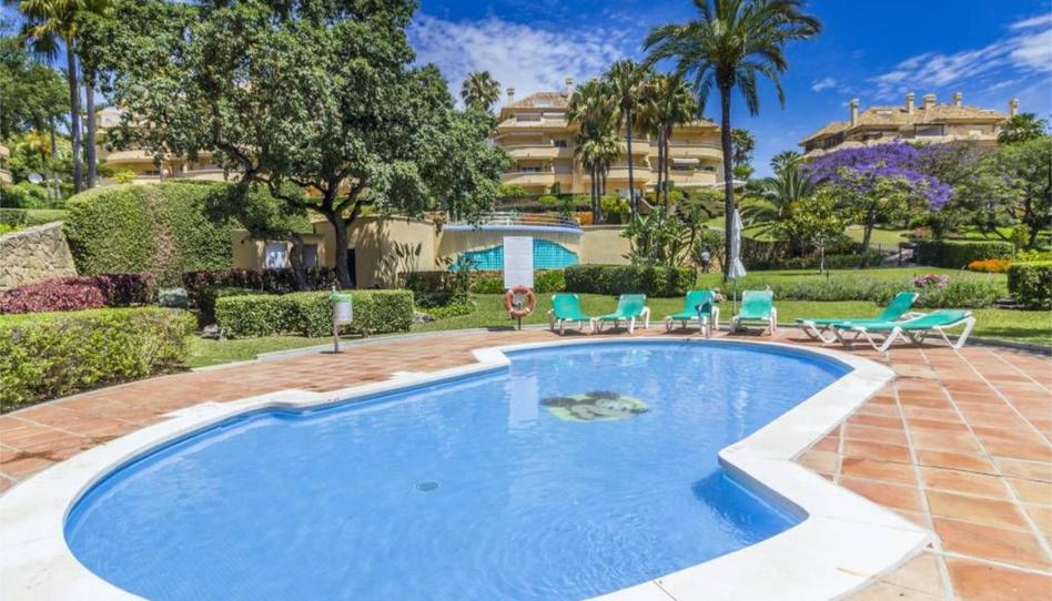 Foto 1 de Apartament de lloguer a Avenida Giuseppe Filippa, 1, Elviria, Marbella