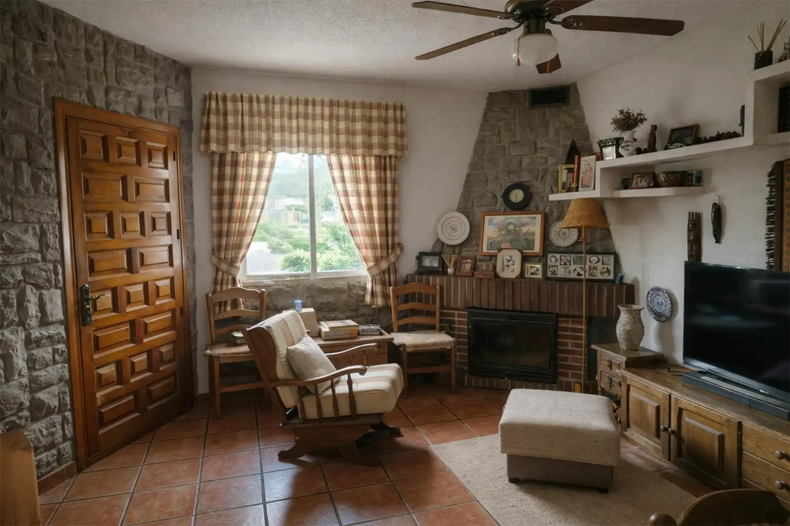 Casa o xalet en venda a Calle Redondillo 8, 19, Los Lagos Sala d'estar de Casa o xalet en venda en Moralzarzal amb Calefacció, Jardí privat i Terrassa