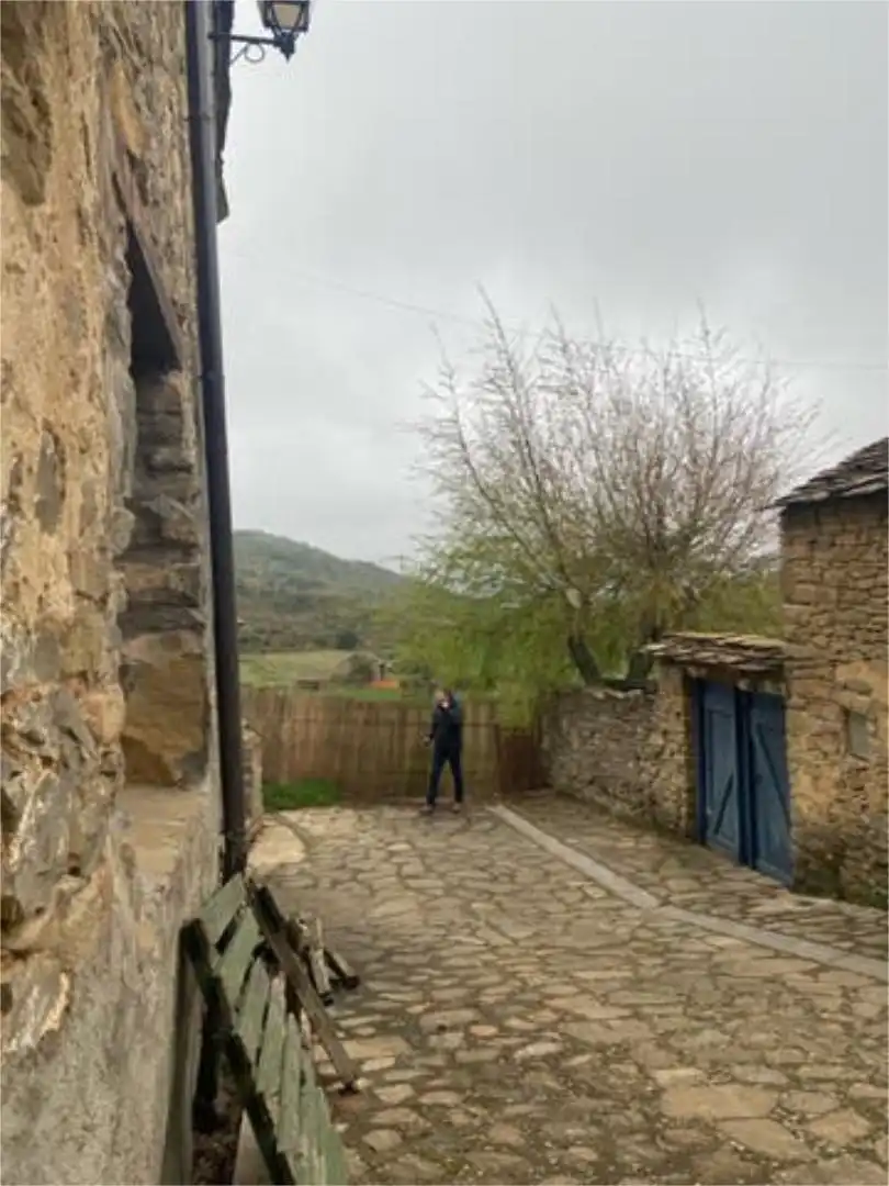 Einfamilien-Reihenhaus zum Verkauf in Universidad Außenansicht von Einfamilien-Reihenhaus zum Verkauf in Jaca mit Privatgarten und Terrasse