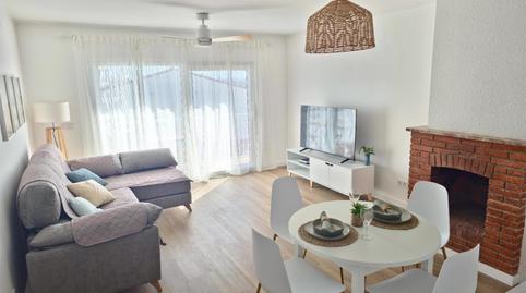 Foto 2 de Dúplex de alquiler en Carrer Cala Puntal L, 11, Cala del Puntal, Vinaròs