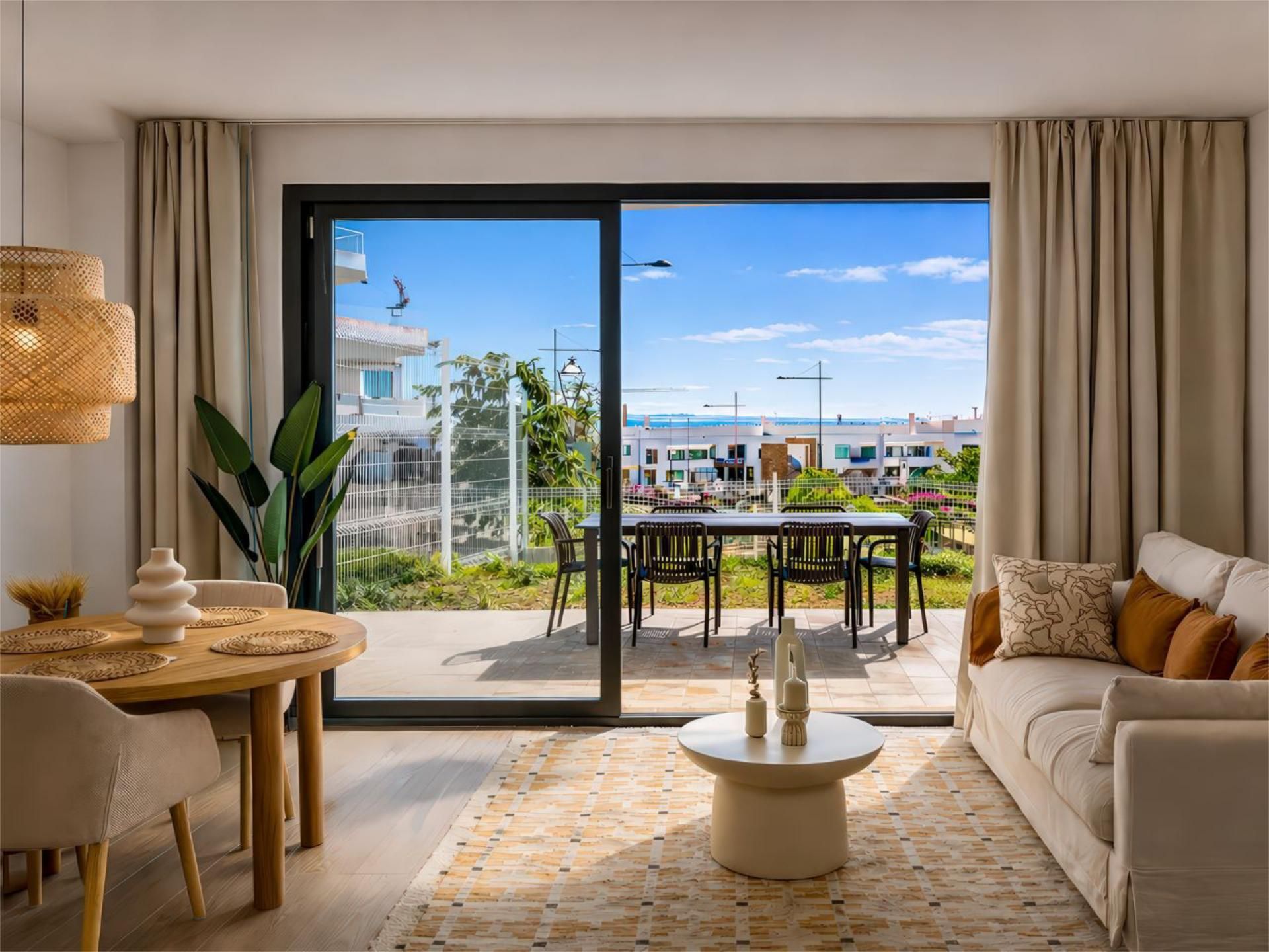 Dormitori de Pis en venda en Estepona amb Aire condicionat i Terrassa